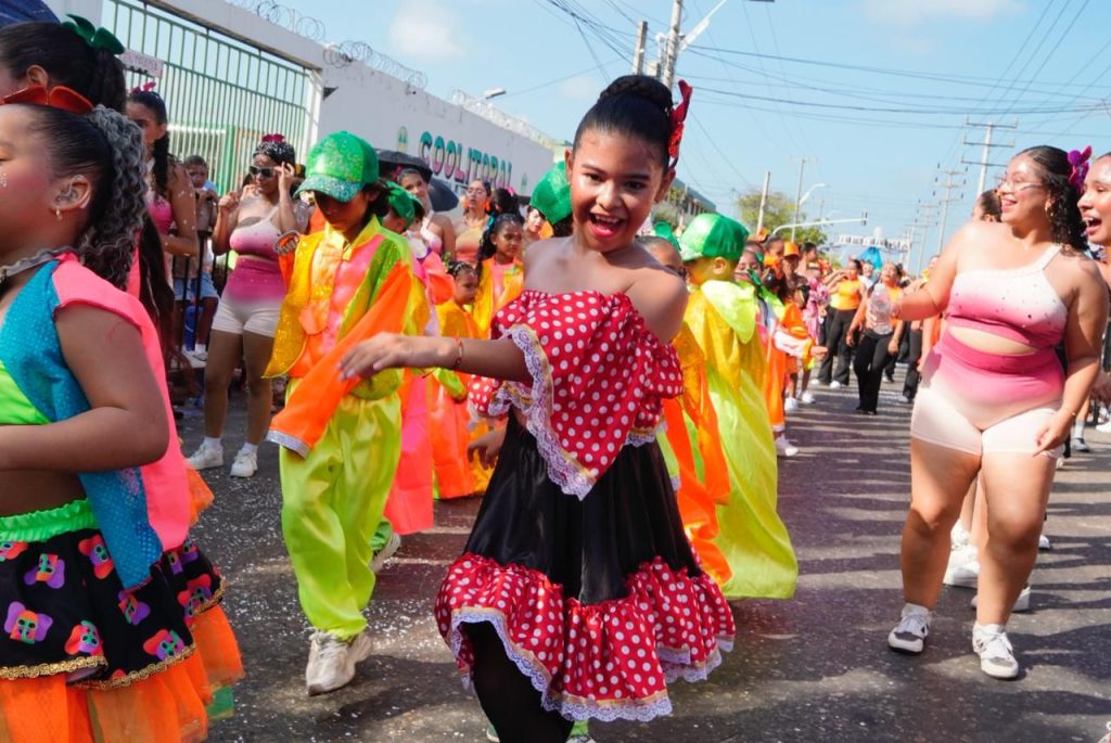 Parque Alegra promueve la cultura por medio de la danza y el folclor. 